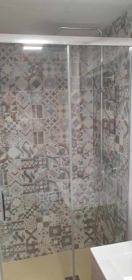 Apartamentos La Libertad Estepona Esterno foto